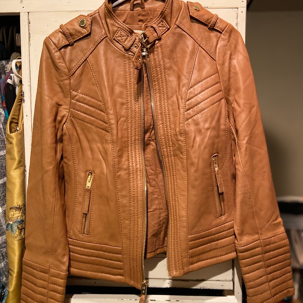 Women's 100% Leather Jacket